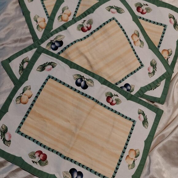 Set of 4 Villeroy $ Boch French Garden Placemats with Matching Napkins - Picture 3 of 5
